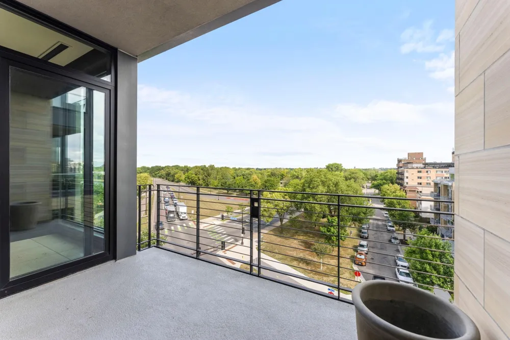 1805 W Lake Street #502 Minneapolis, MN 55408