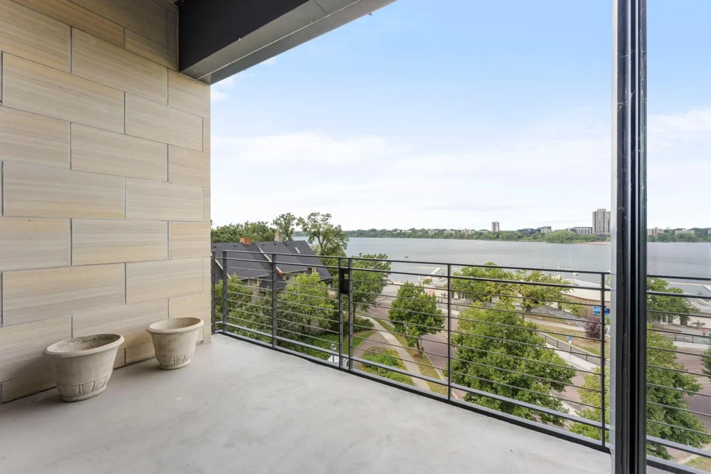 1805 W Lake Street #502 Minneapolis, MN 55408