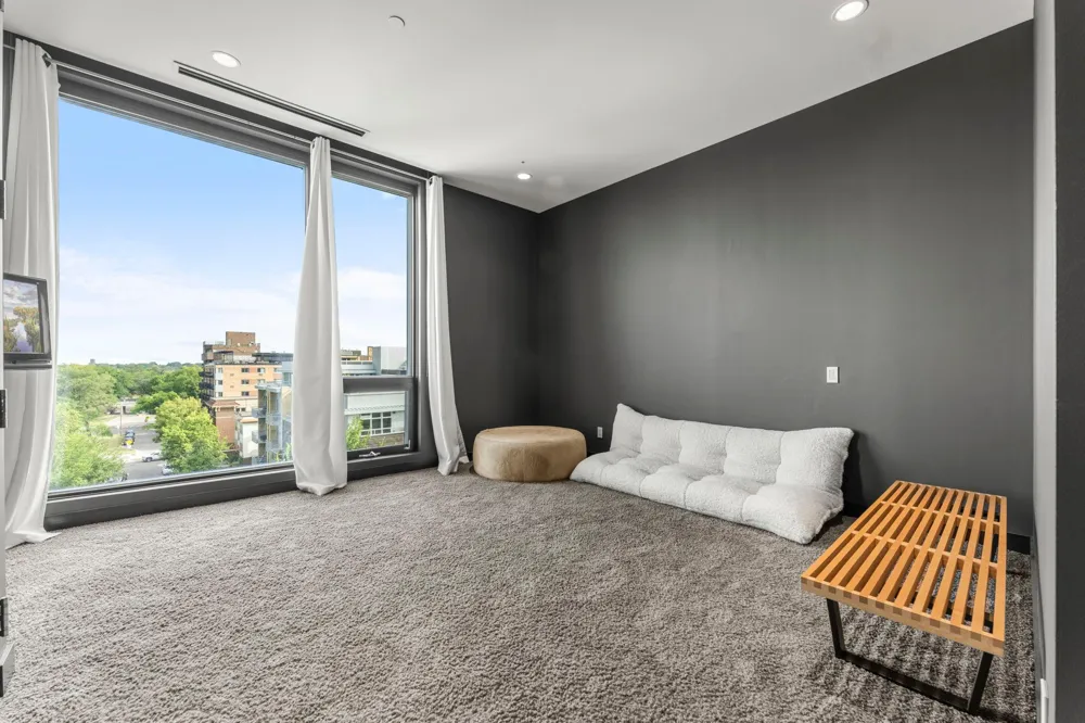 1805 W Lake Street #502 Minneapolis, MN 55408