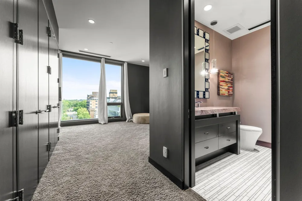 1805 W Lake Street #502 Minneapolis, MN 55408