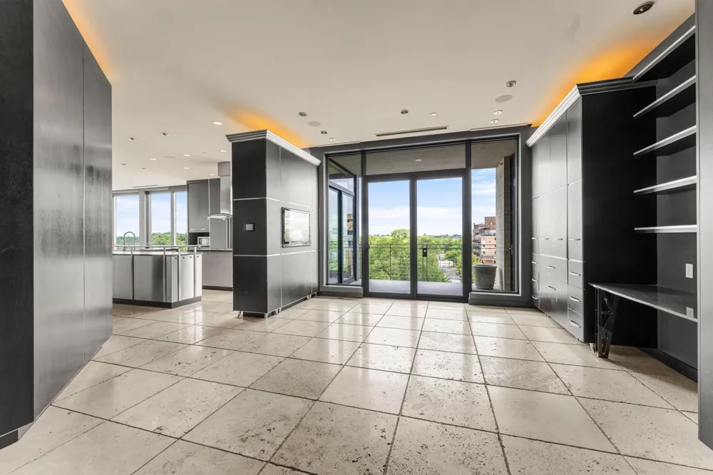 1805 W Lake Street #502 Minneapolis, MN 55408