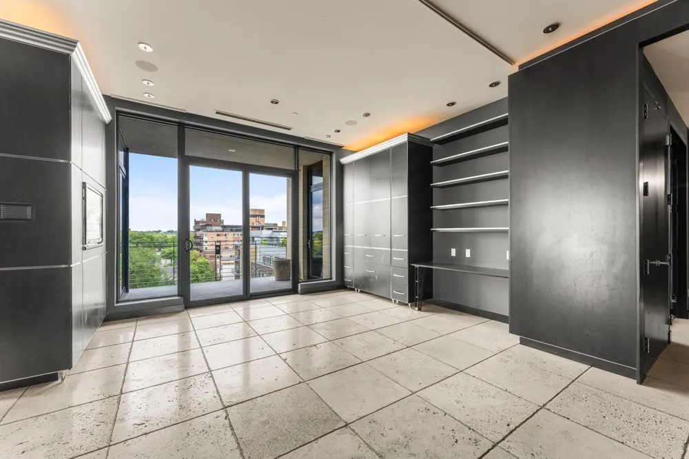 1805 W Lake Street #502 Minneapolis, MN 55408