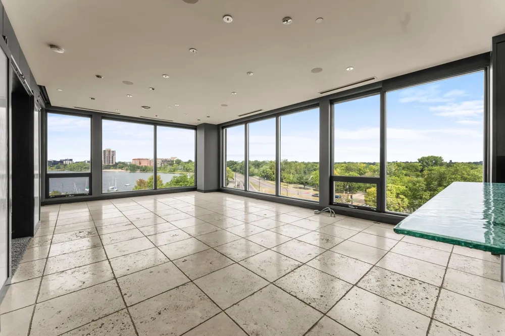 1805 W Lake Street #502 Minneapolis, MN 55408