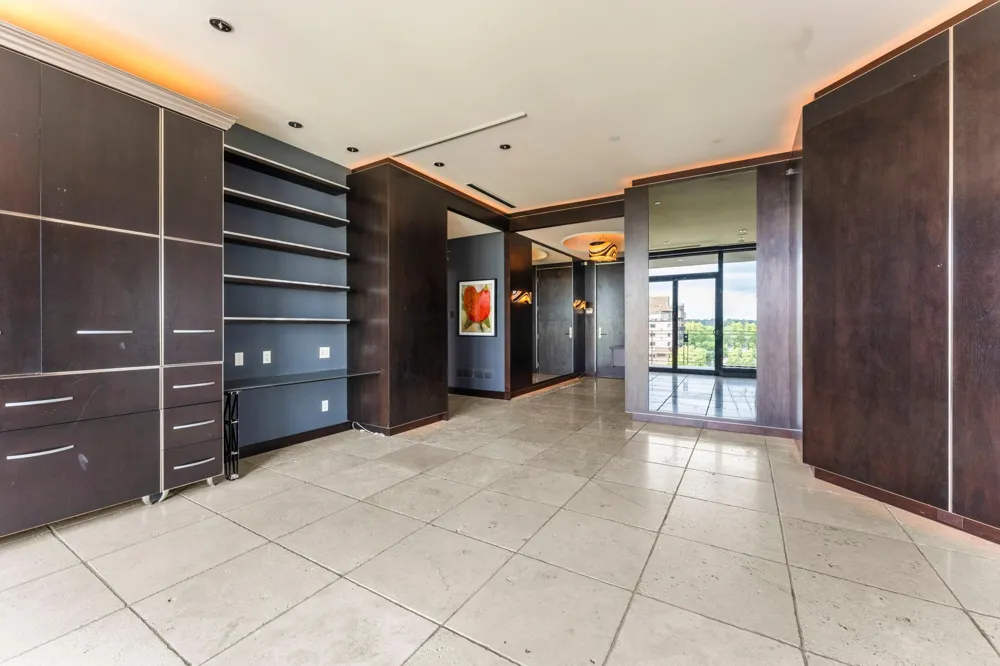 1805 W Lake Street #502 Minneapolis, MN 55408