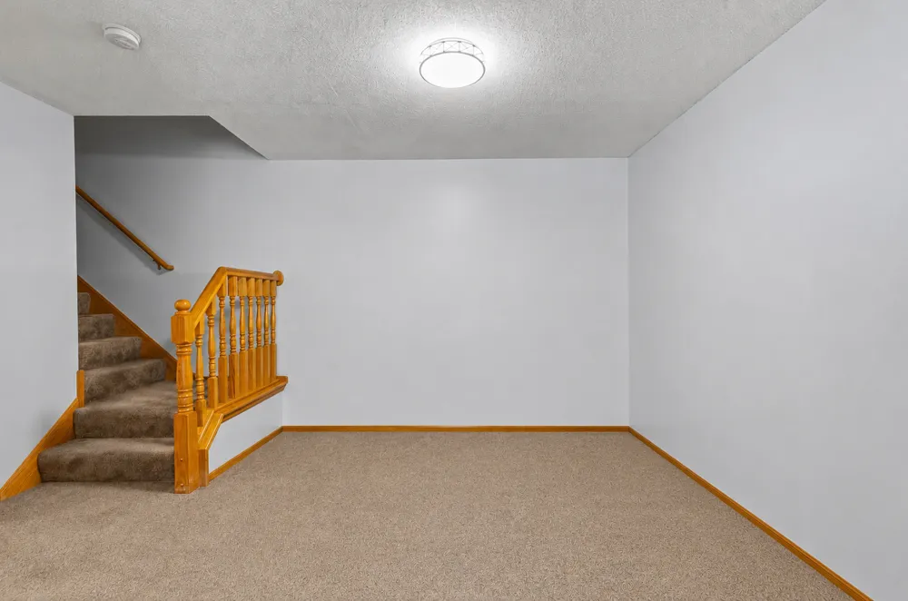 12284 Zealand Circle Champlin, MN 55316