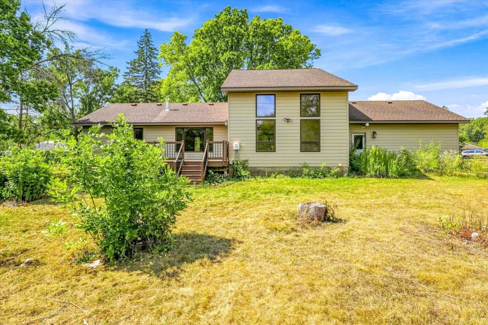 454 Young Street S Prescott, WI 54021