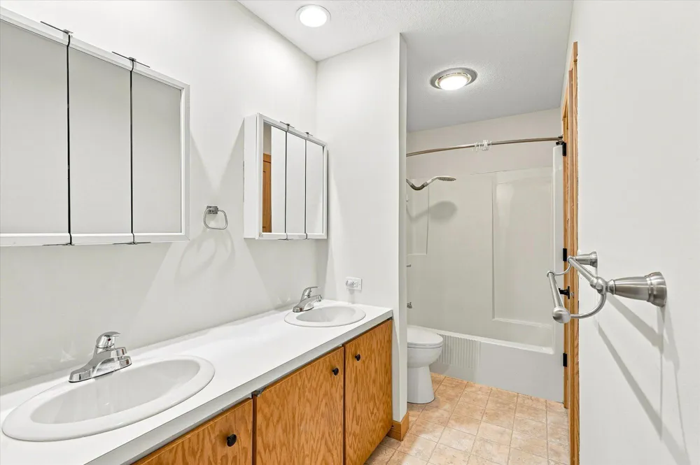 454 Young Street S Prescott, WI 54021