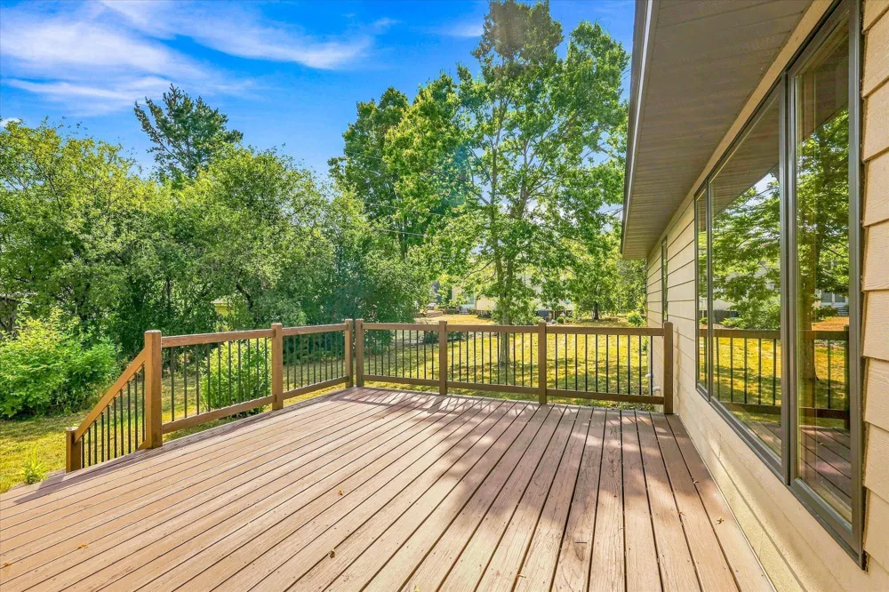 454 Young Street S Prescott, WI 54021
