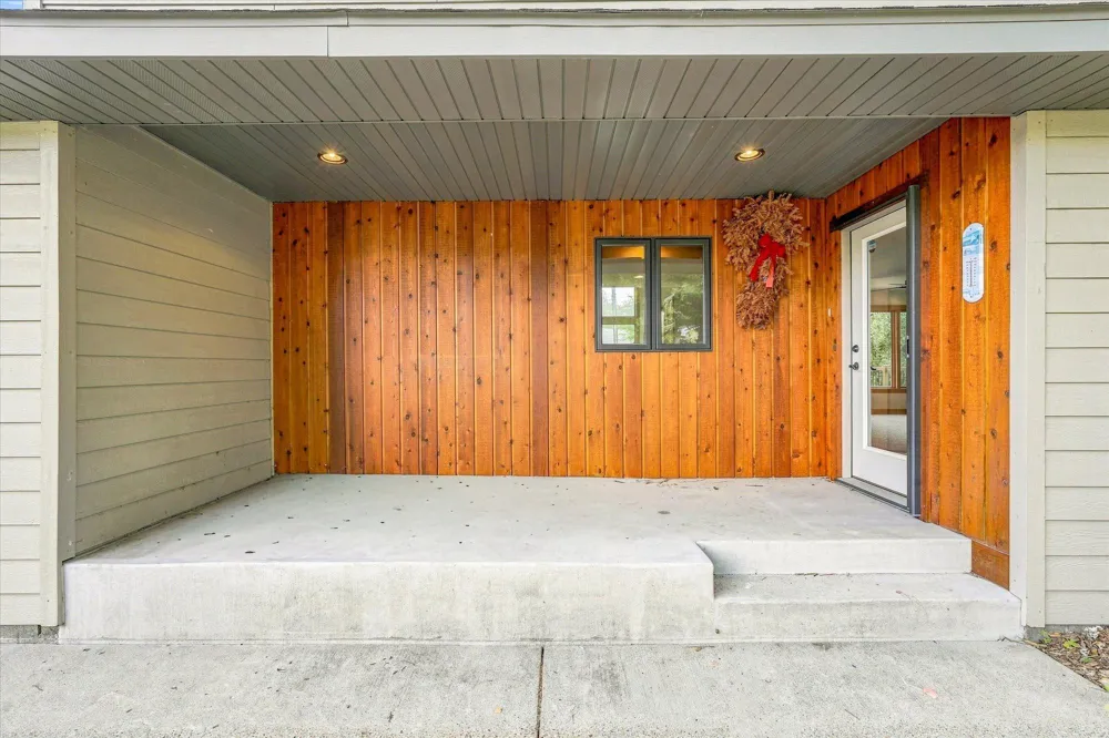 454 Young Street S Prescott, WI 54021