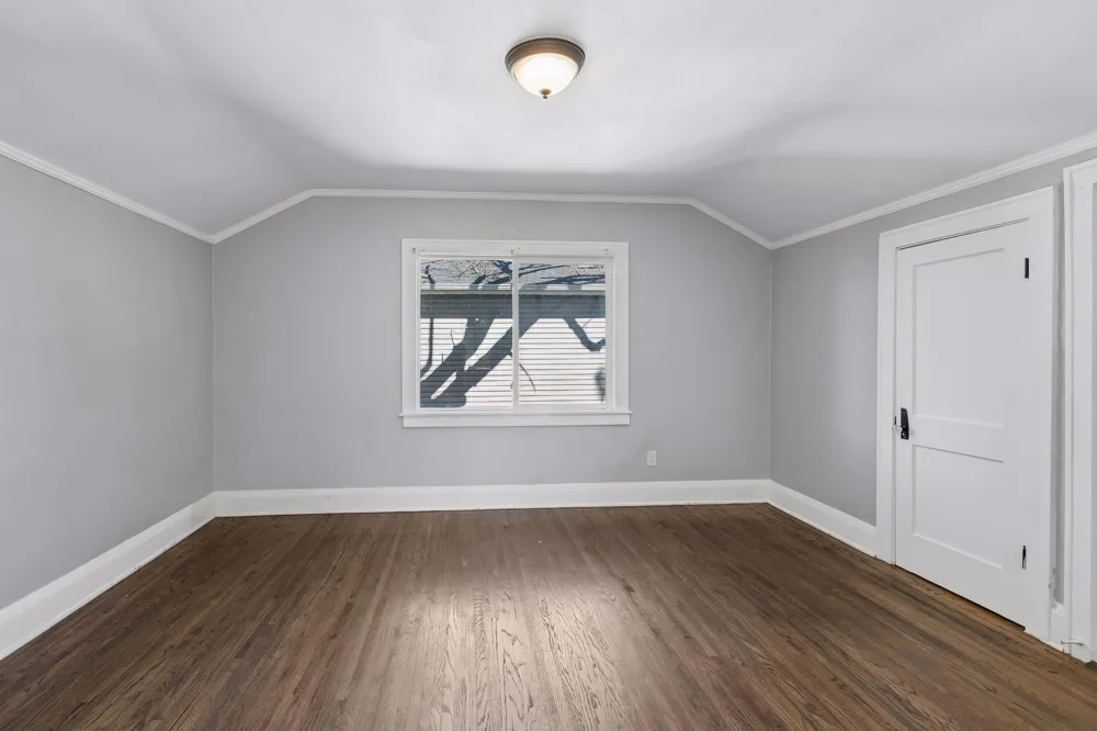 2323 Ilion Avenue Minneapolis, MN 55411