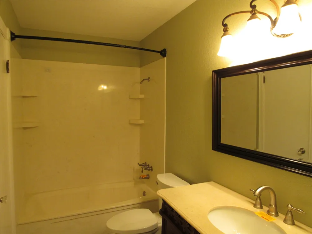 626 Friendly Oaks Drive Bruceville, TX 76630