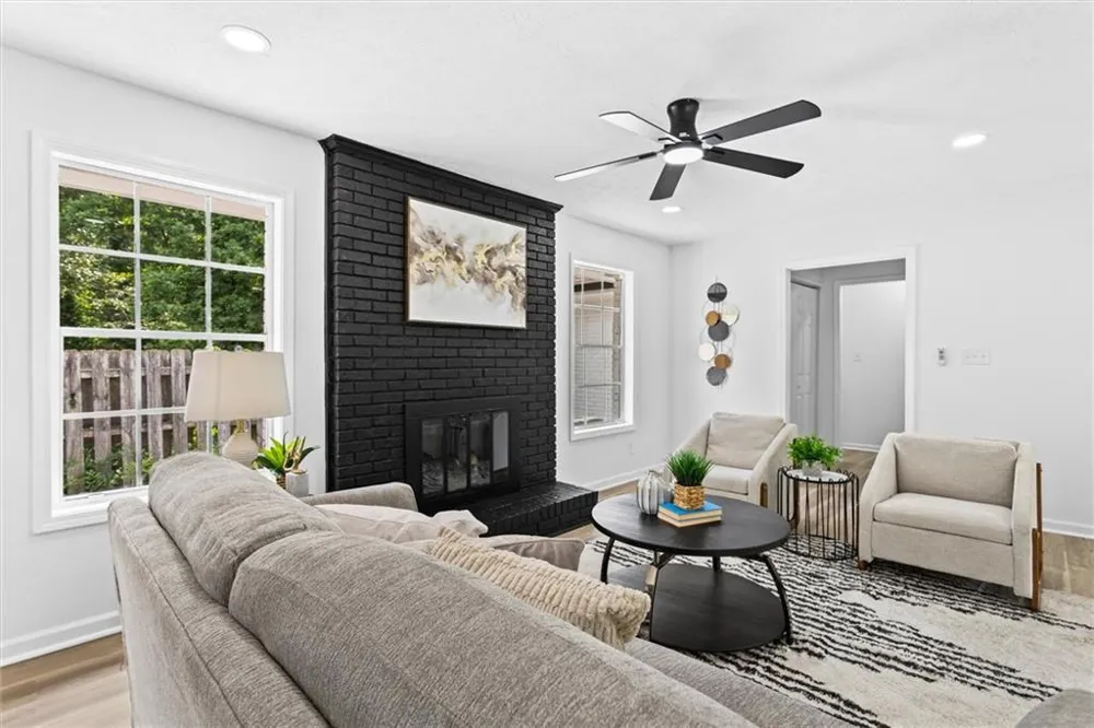 4607 Bexley Dr Stone Mountain, GA 30083