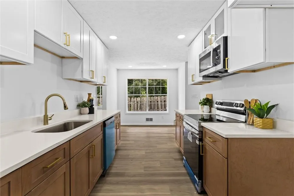 4607 Bexley Dr Stone Mountain, GA 30083