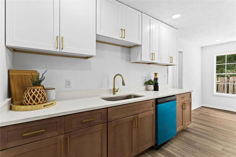 4607 Bexley Dr Stone Mountain, GA 30083