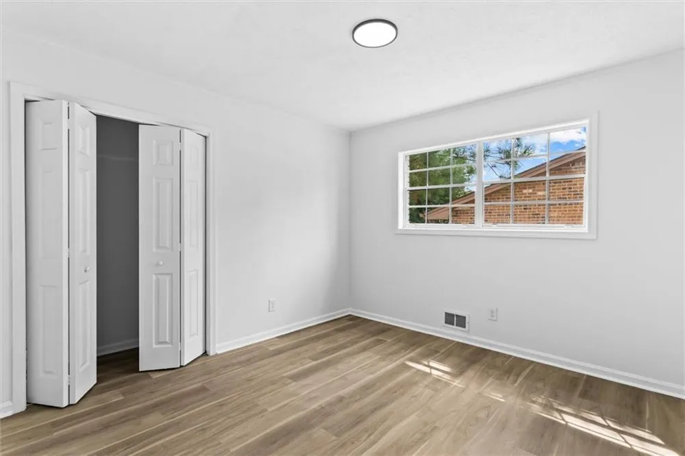 4607 Bexley Dr Stone Mountain, GA 30083