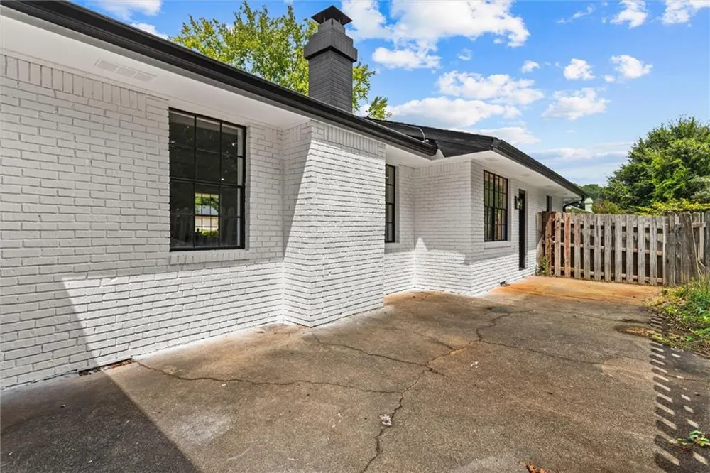 4607 Bexley Dr Stone Mountain, GA 30083