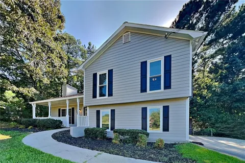 1261 Brookton Woods Way