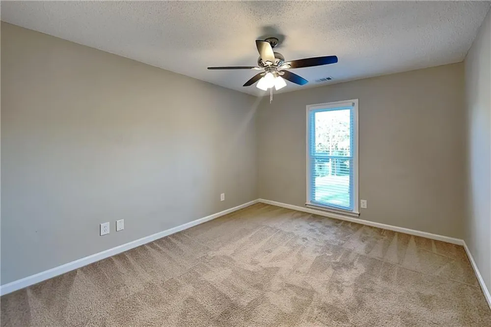 1261 Brookton Woods Way Dacula, GA 30019