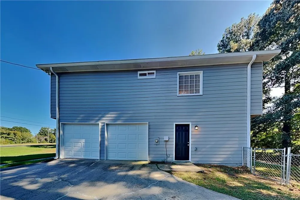 1261 Brookton Woods Way Dacula, GA 30019