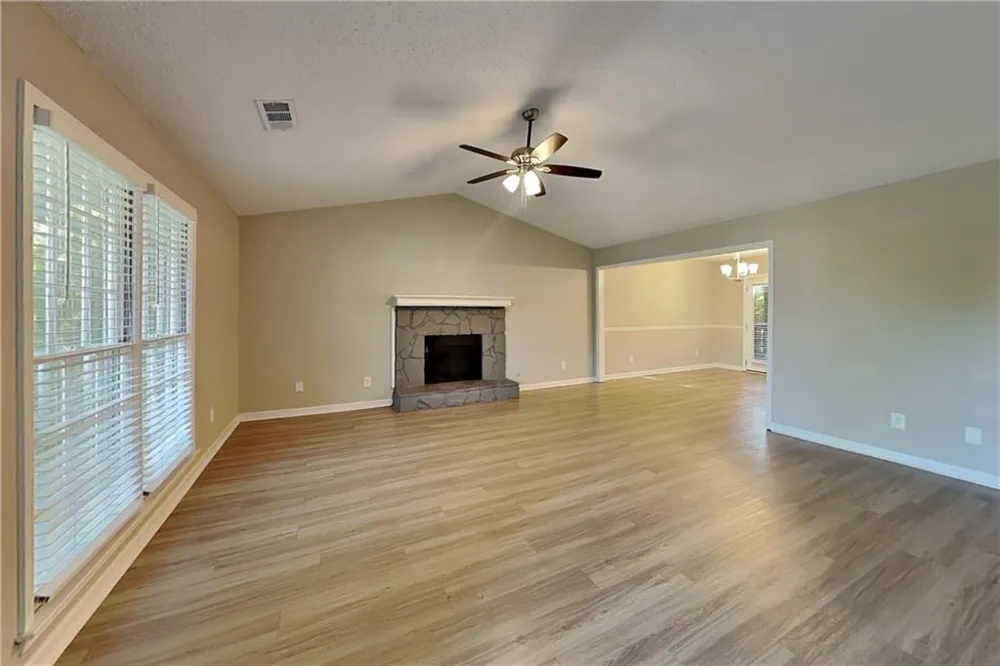 1261 Brookton Woods Way Dacula, GA 30019