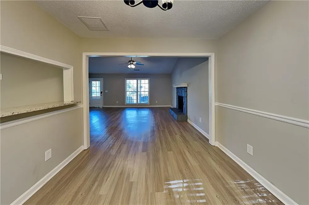 1261 Brookton Woods Way Dacula, GA 30019