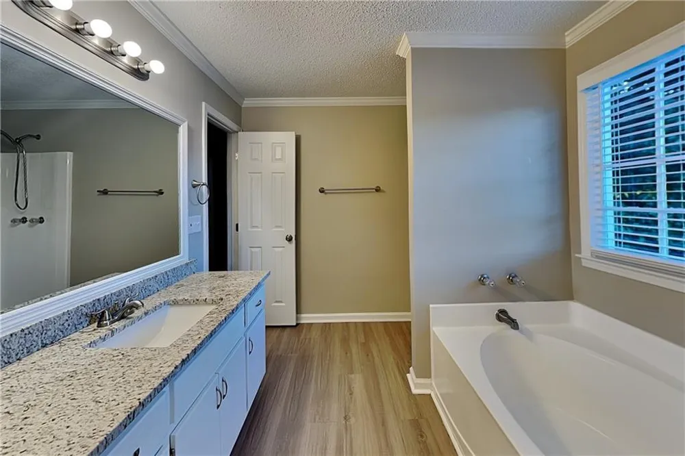1261 Brookton Woods Way Dacula, GA 30019
