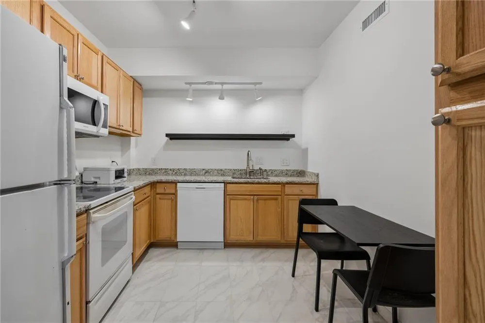 2024 Gramercy Circle Atlanta, GA 30341