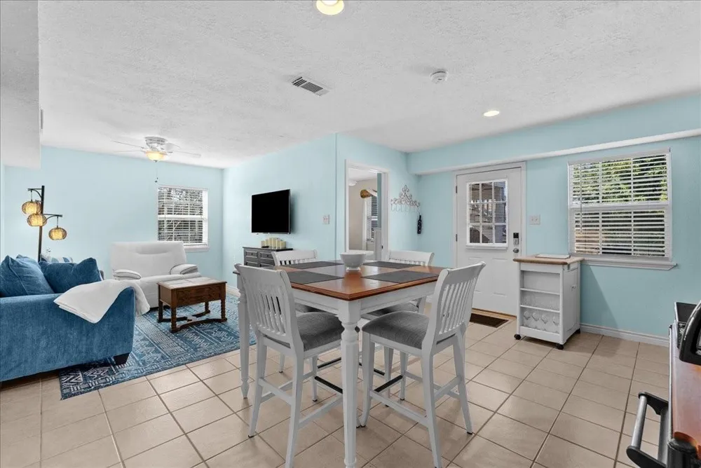 510 Shore Acres Boulevard La Porte, TX 77571
