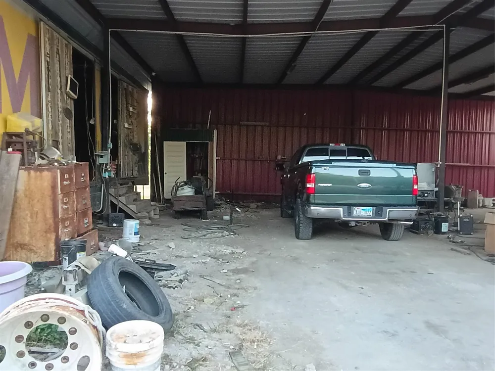 2709 East Fwy Baytown, TX 77521
