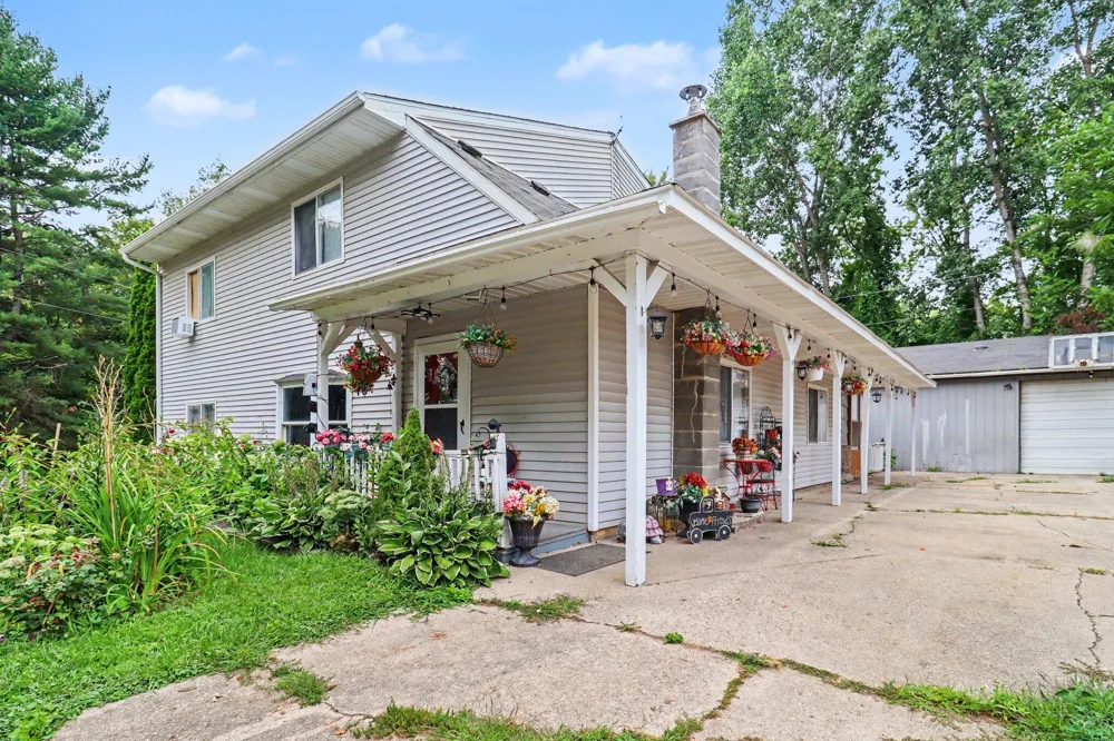 485 W Highland Street White Cloud, MI 49349