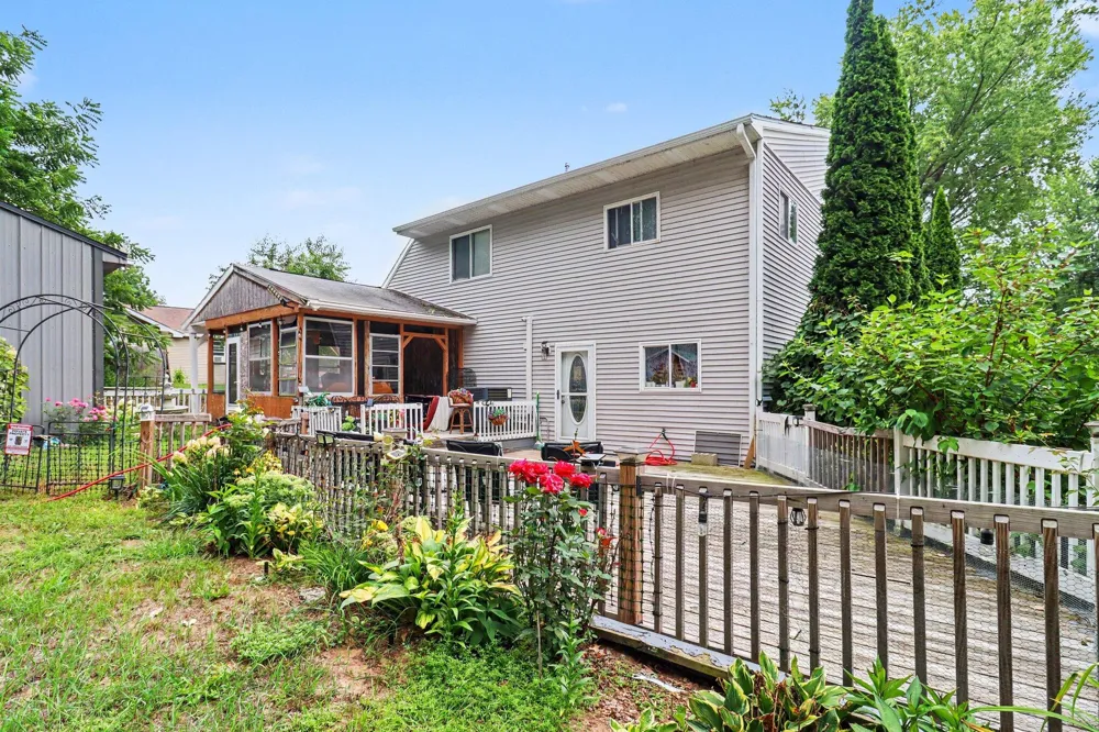 485 W Highland Street White Cloud, MI 49349