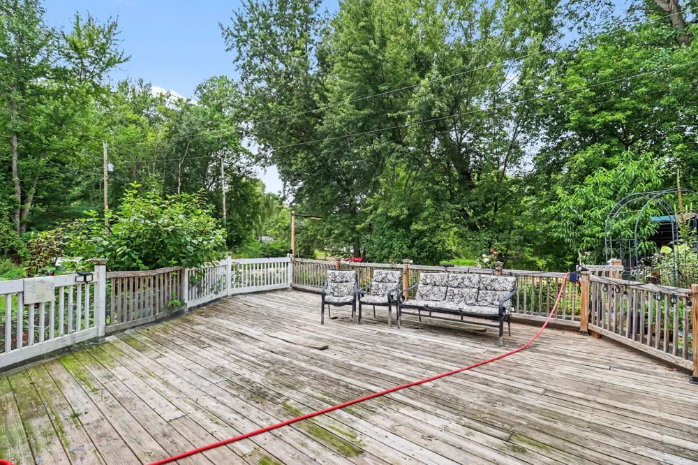 485 W Highland Street White Cloud, MI 49349