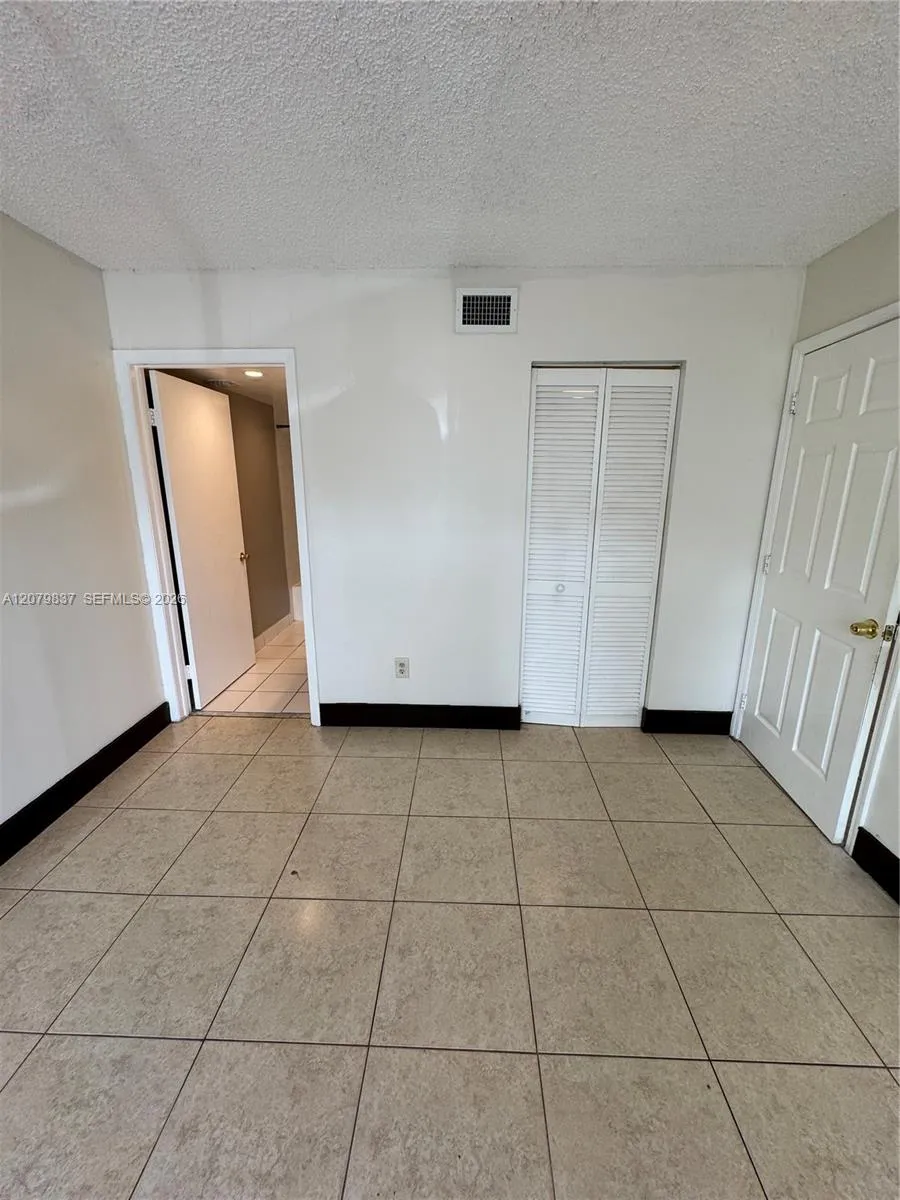 18224 Mediterranean Blvd #2-17 Miami, FL 33015