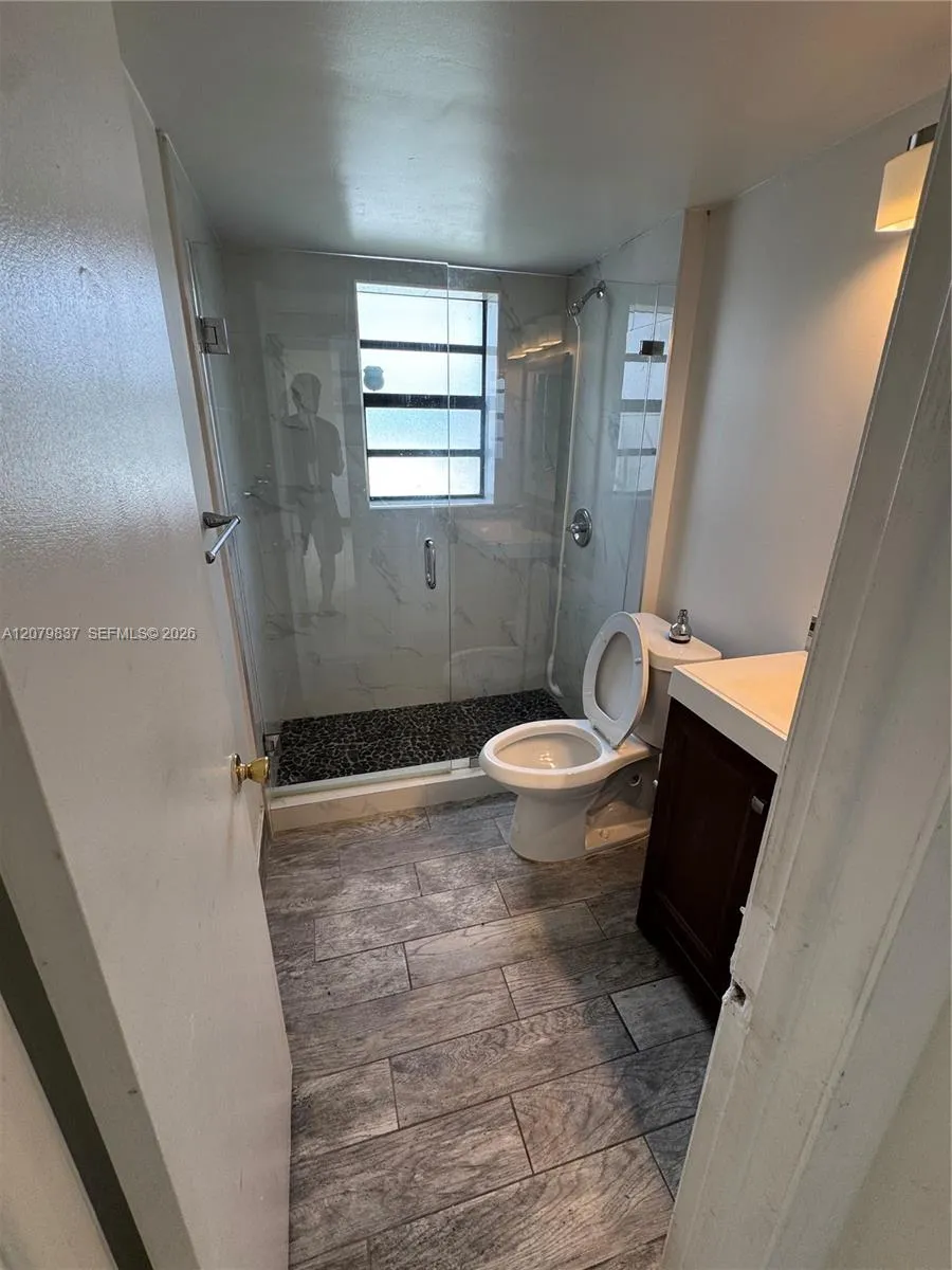 18224 Mediterranean Blvd #2-17 Miami, FL 33015