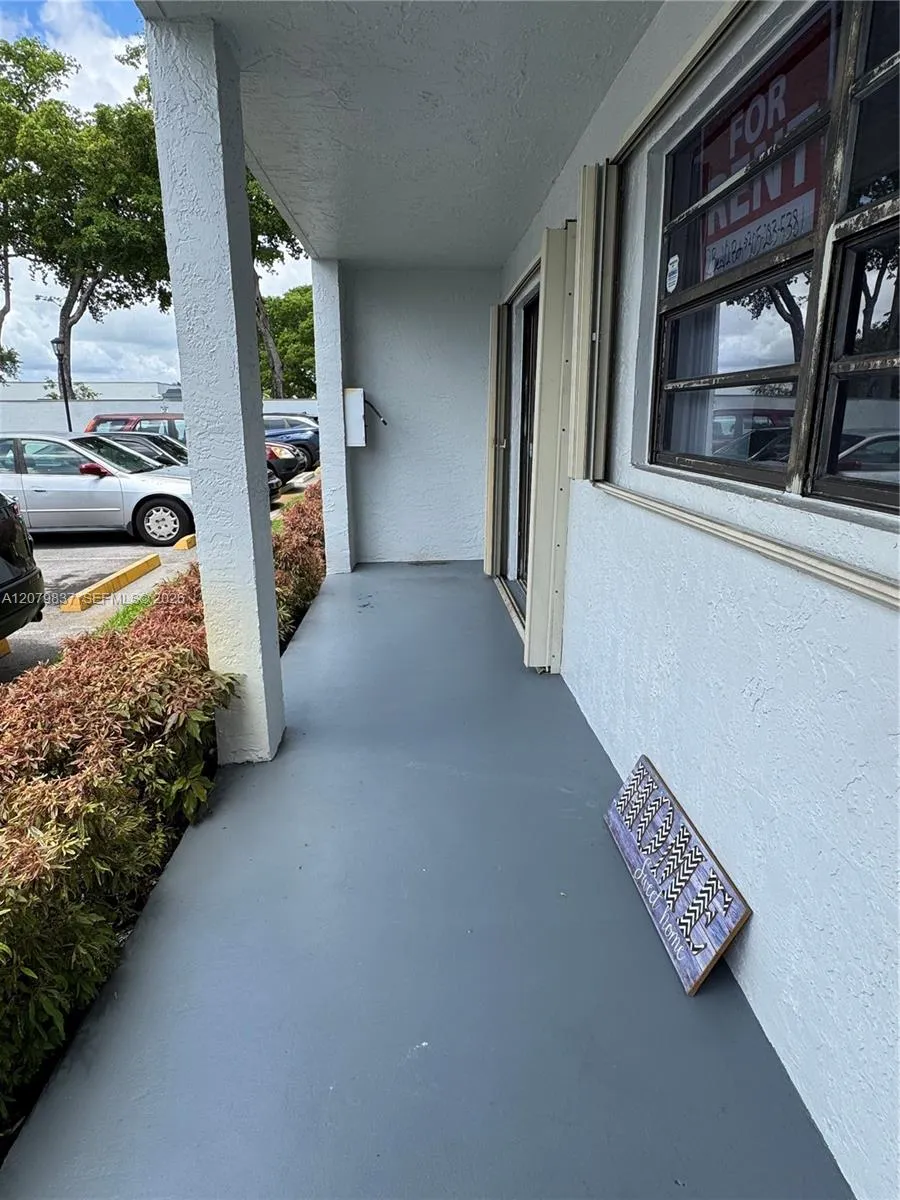 18224 Mediterranean Blvd #2-17 Miami, FL 33015