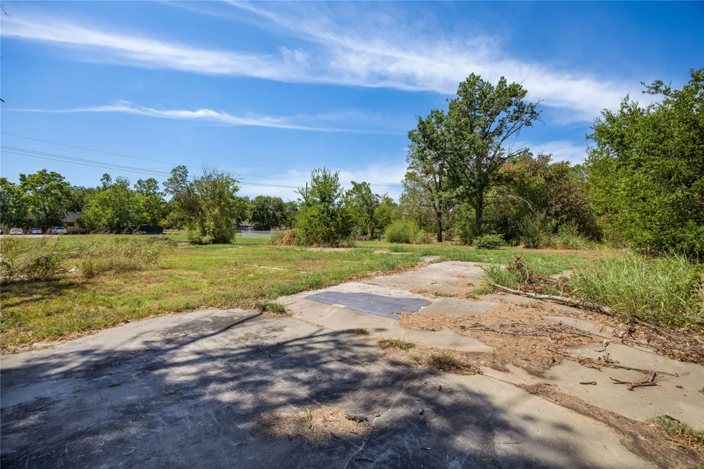 801 2nd Street Hugo, OK 74743