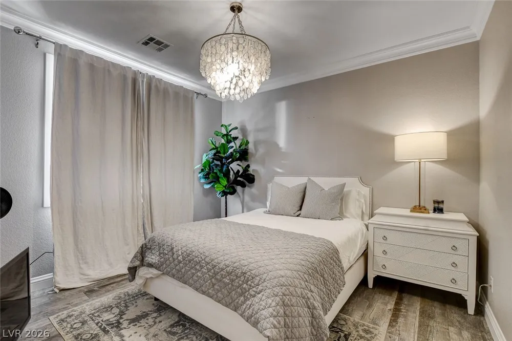 3095 Regal Cove Street Las Vegas, NV 89117