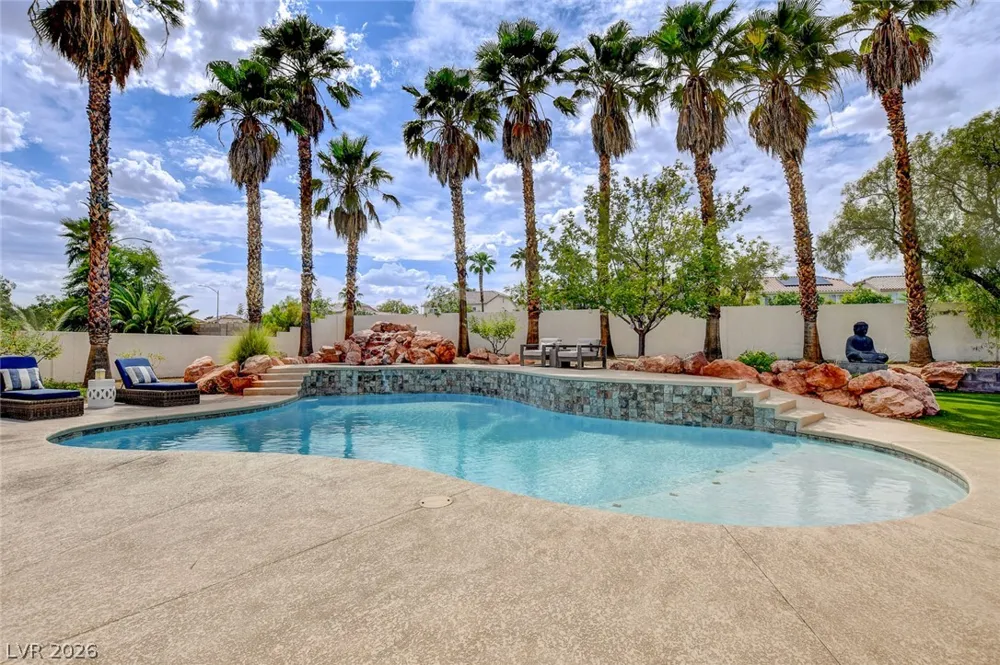 3095 Regal Cove Street Las Vegas, NV 89117