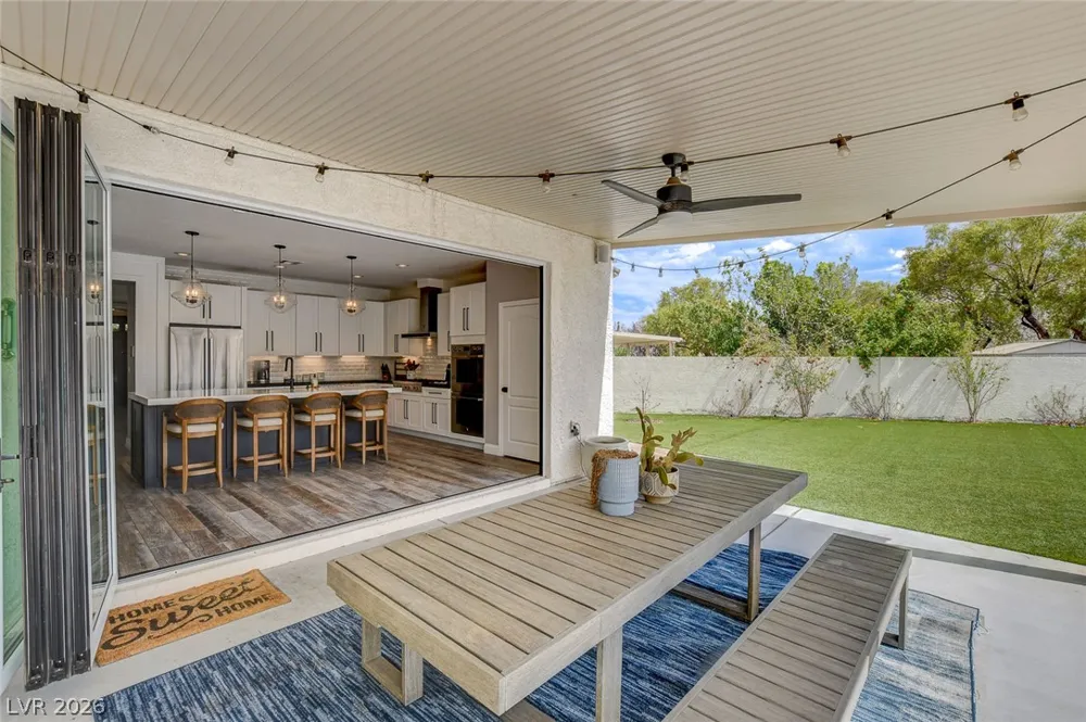 3095 Regal Cove Street Las Vegas, NV 89117