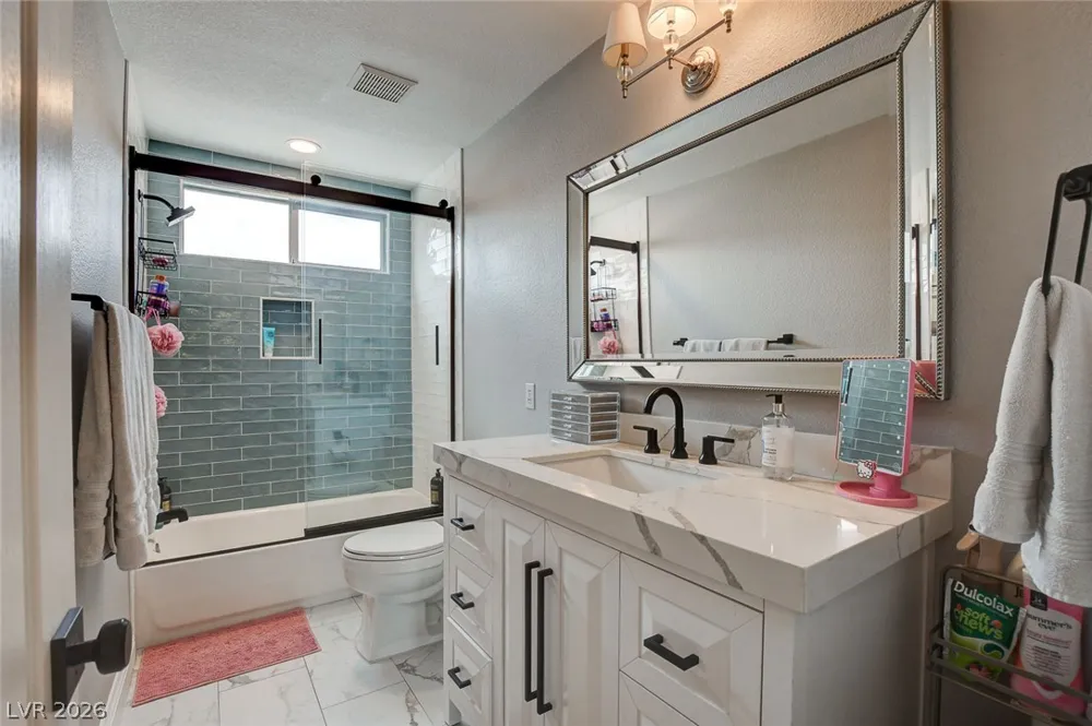 3095 Regal Cove Street Las Vegas, NV 89117