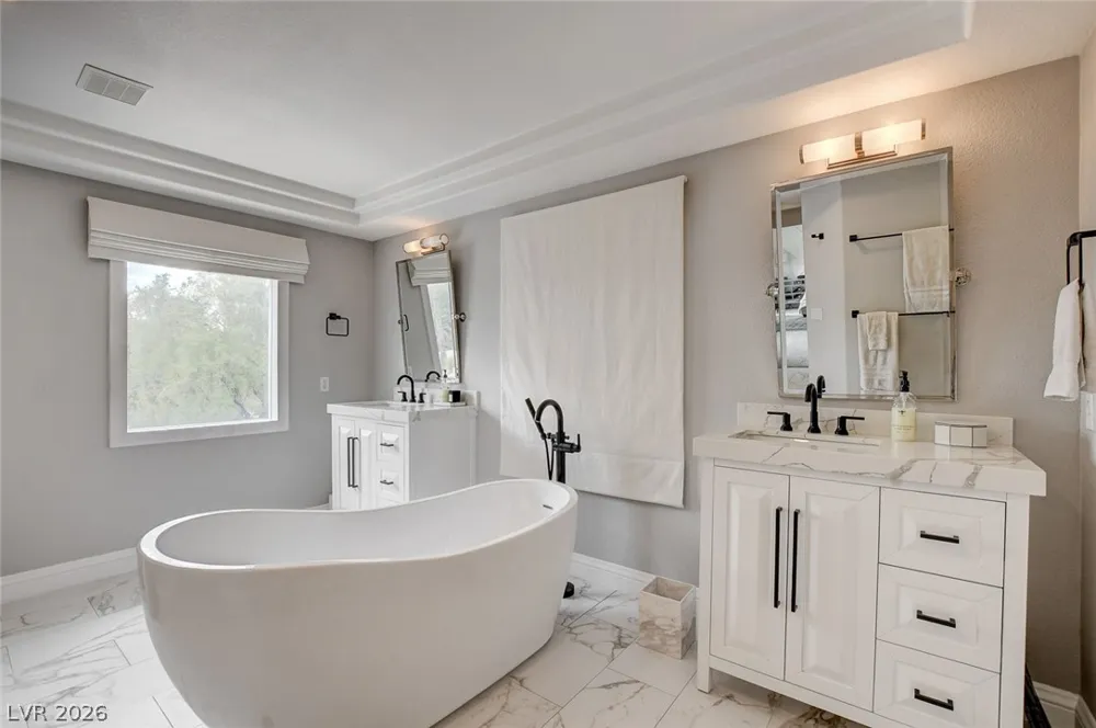 3095 Regal Cove Street Las Vegas, NV 89117