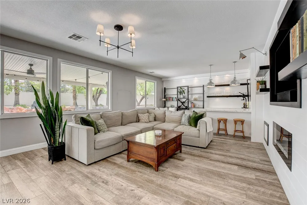 3095 Regal Cove Street Las Vegas, NV 89117