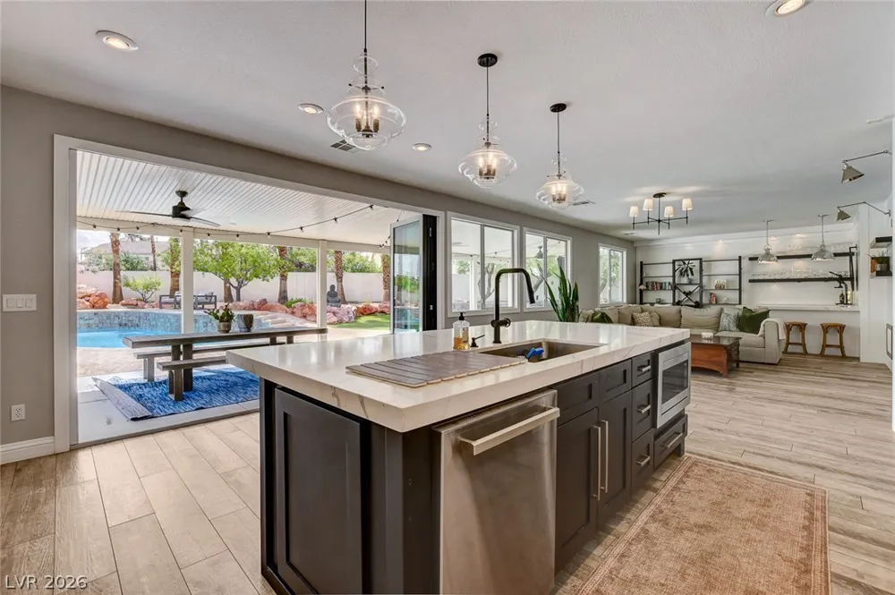3095 Regal Cove Street Las Vegas, NV 89117