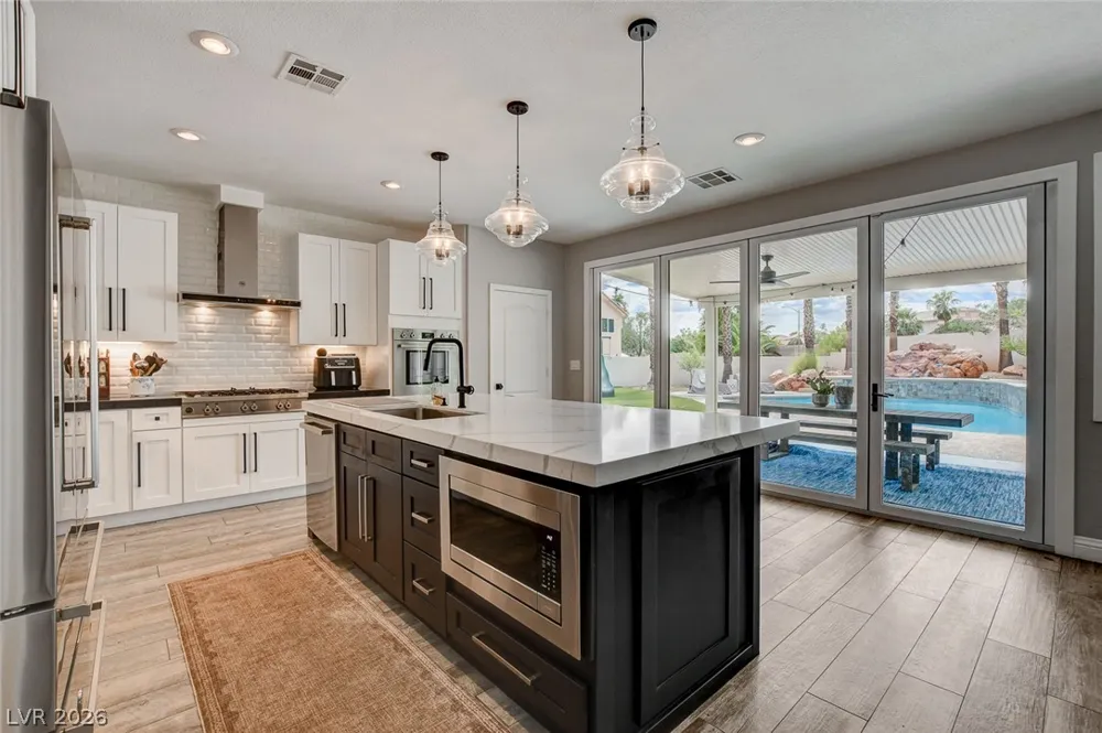 3095 Regal Cove Street Las Vegas, NV 89117