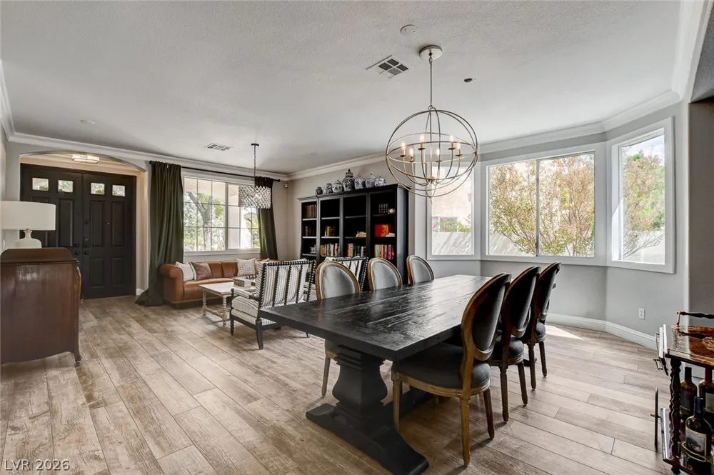3095 Regal Cove Street Las Vegas, NV 89117