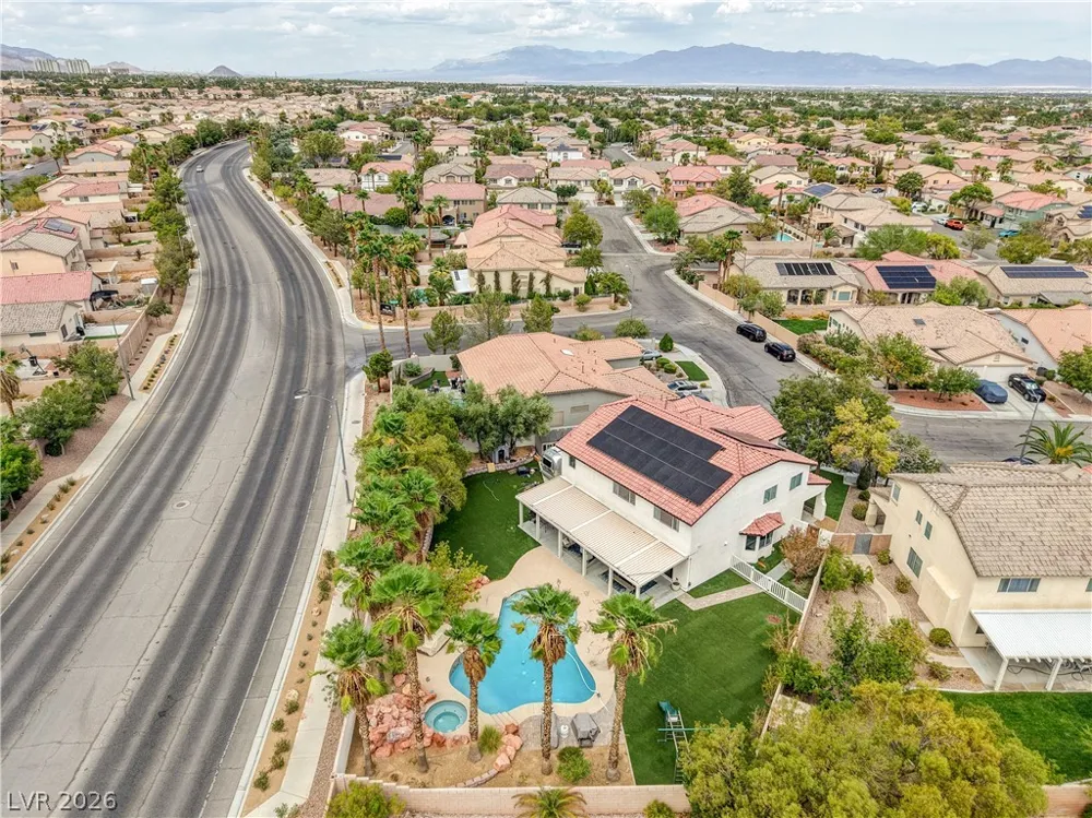 3095 Regal Cove Street Las Vegas, NV 89117