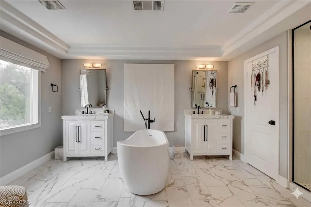 3095 Regal Cove Street Las Vegas, NV 89117