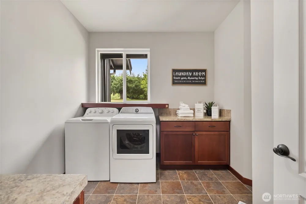 7406 100th Street NE Marysville, WA 98270