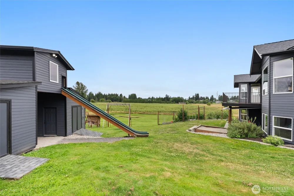 7406 100th Street NE Marysville, WA 98270