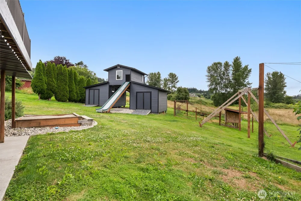 7406 100th Street NE Marysville, WA 98270
